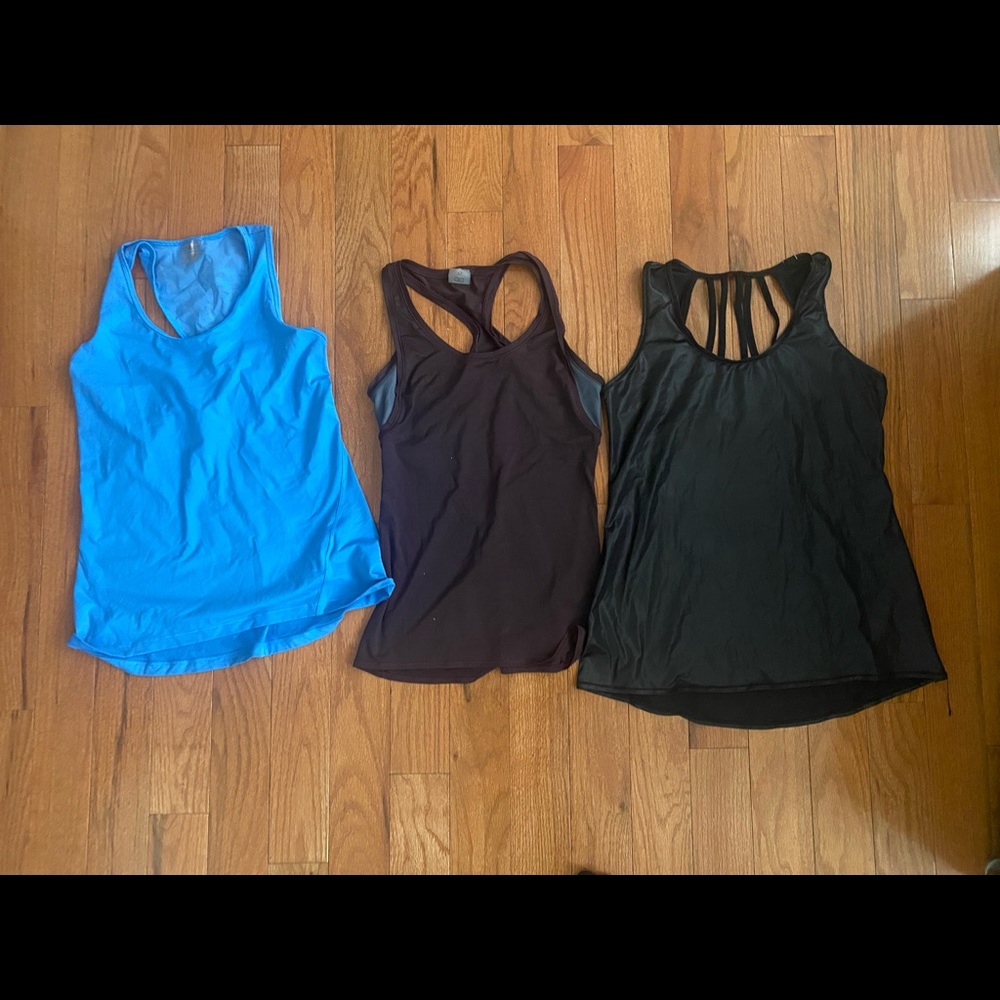 LOT OF 3 CALIA TANKS